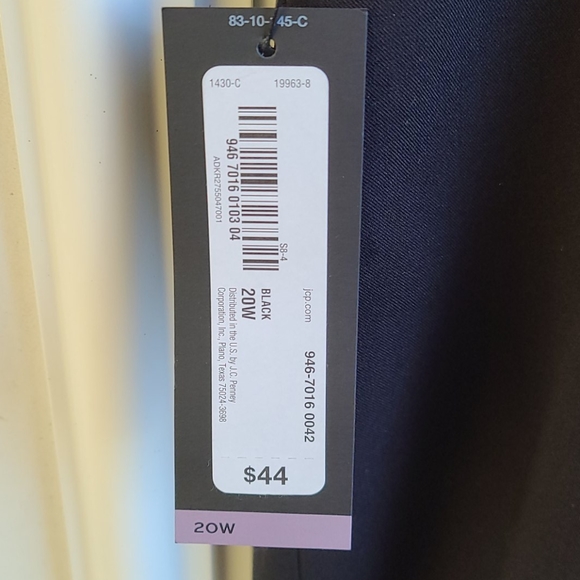 Black skirt - Picture 3 of 5